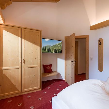 Hotel Pinzger Tux Eksteriør billede