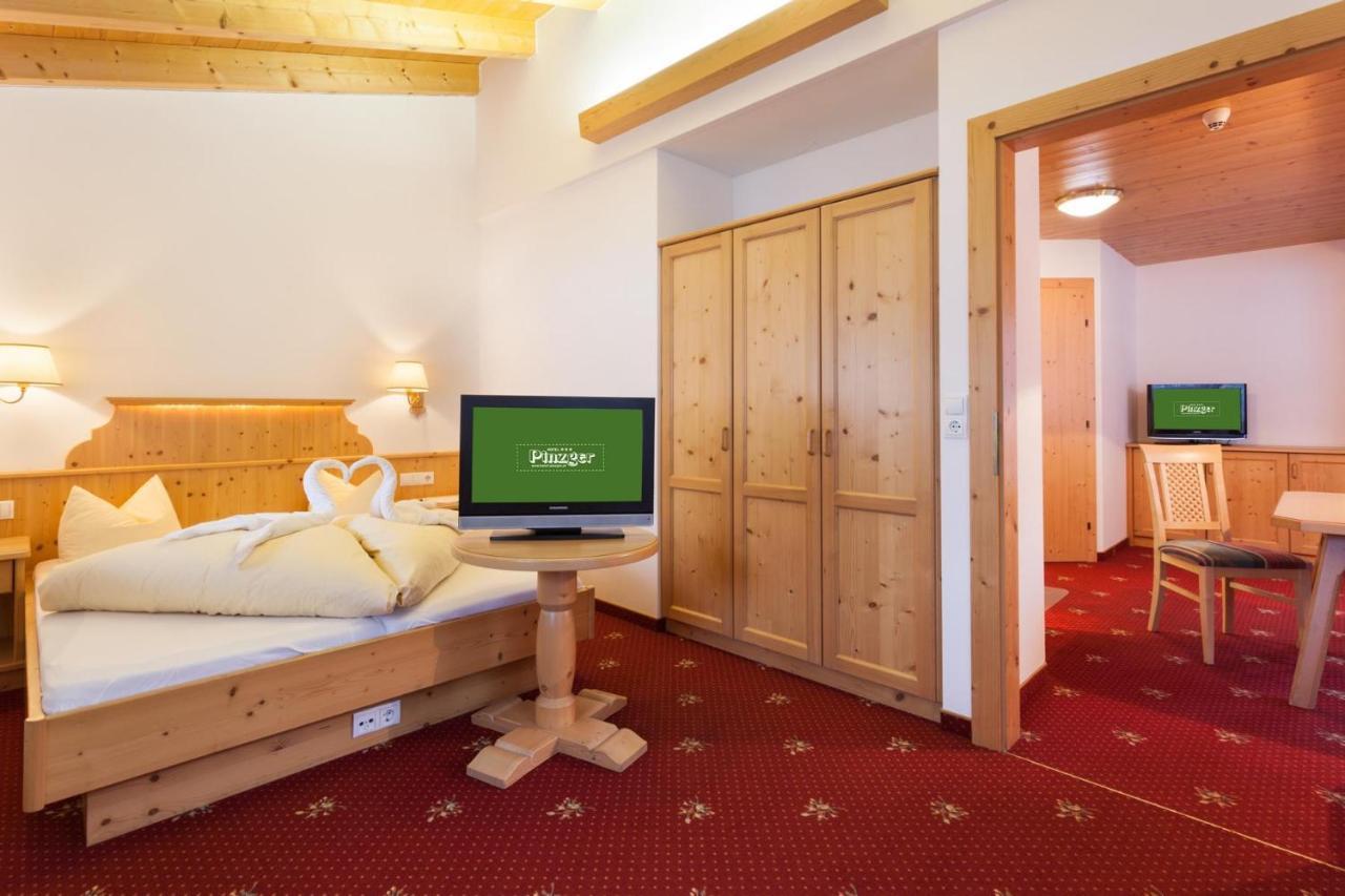 Hotel Pinzger Tux Eksteriør billede
