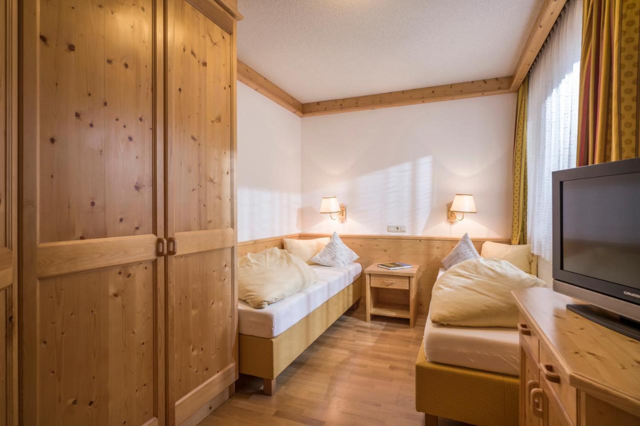 Hotel Pinzger Tux Eksteriør billede