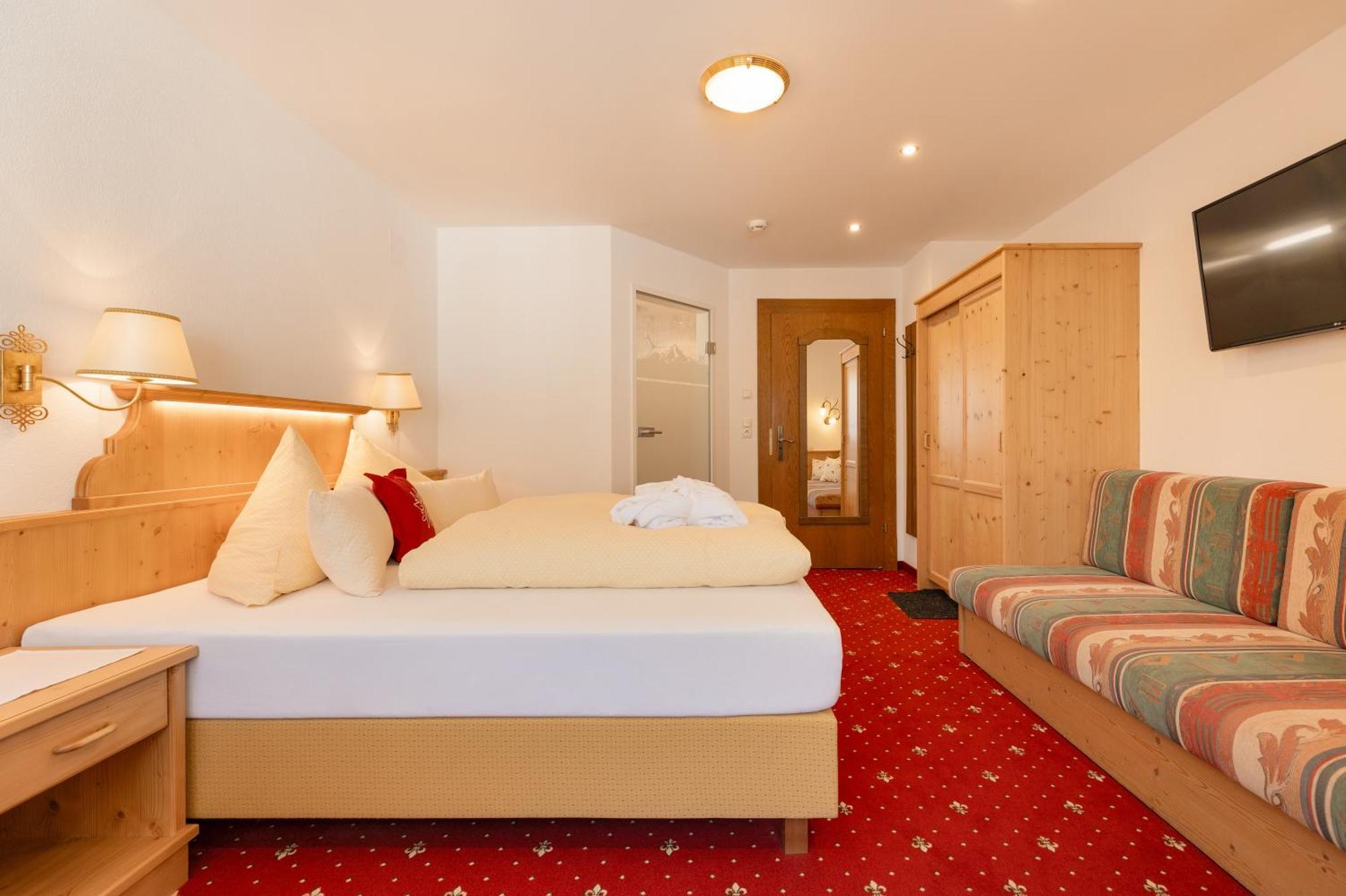 Hotel Pinzger Tux Eksteriør billede