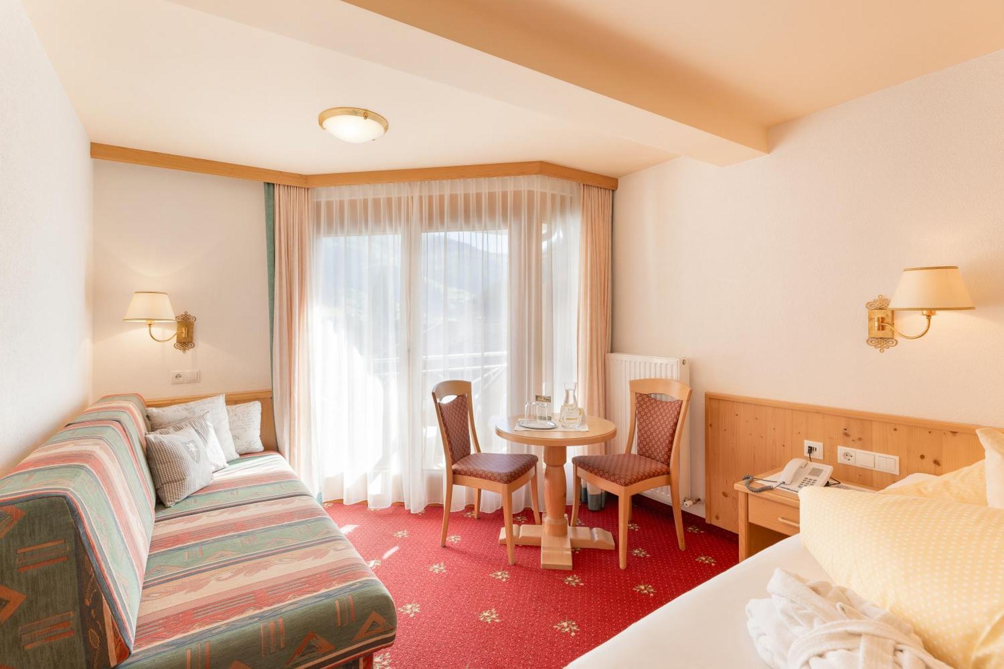 Hotel Pinzger Tux Eksteriør billede