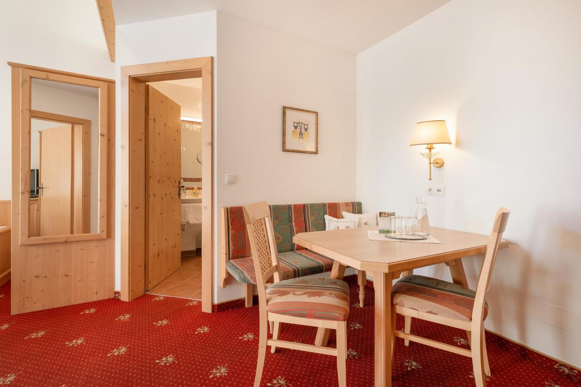 Hotel Pinzger Tux Eksteriør billede